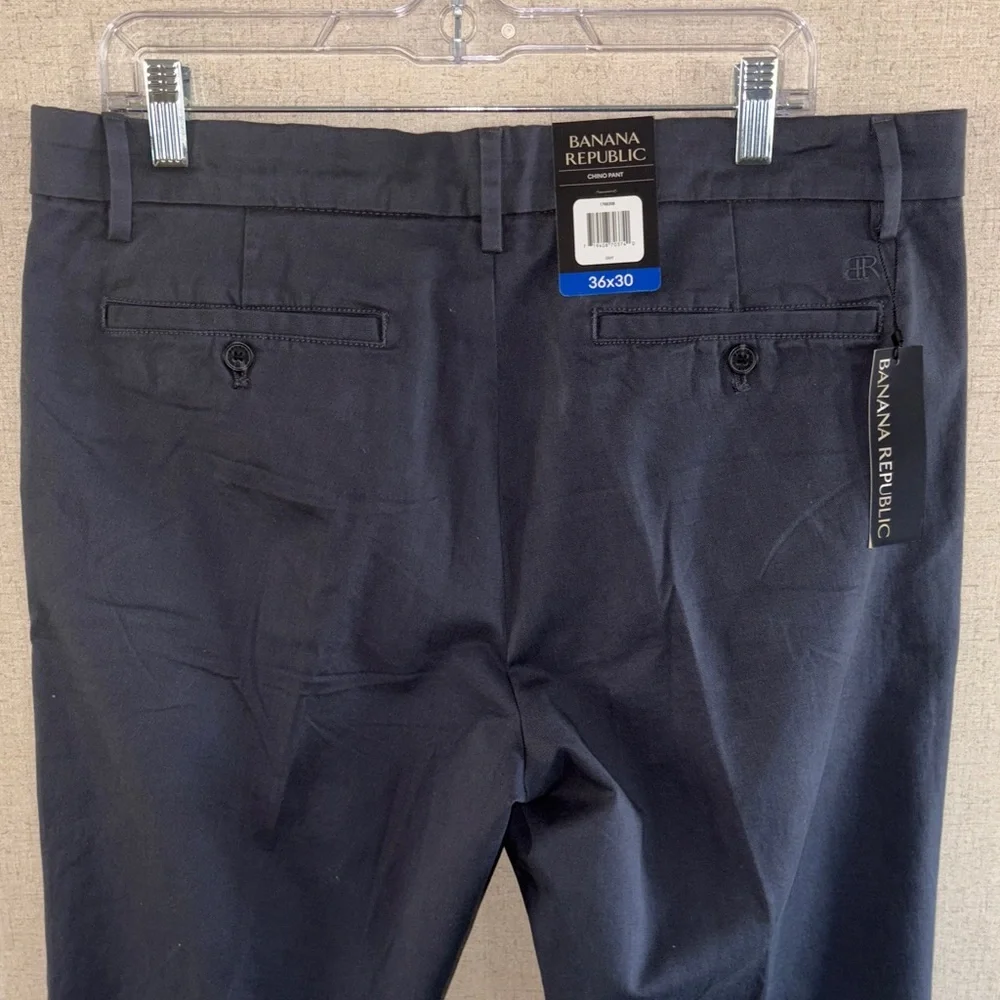 Banana Republic Mens Chino Pants 36x30 Gray NWT Preppy Business Casual Office